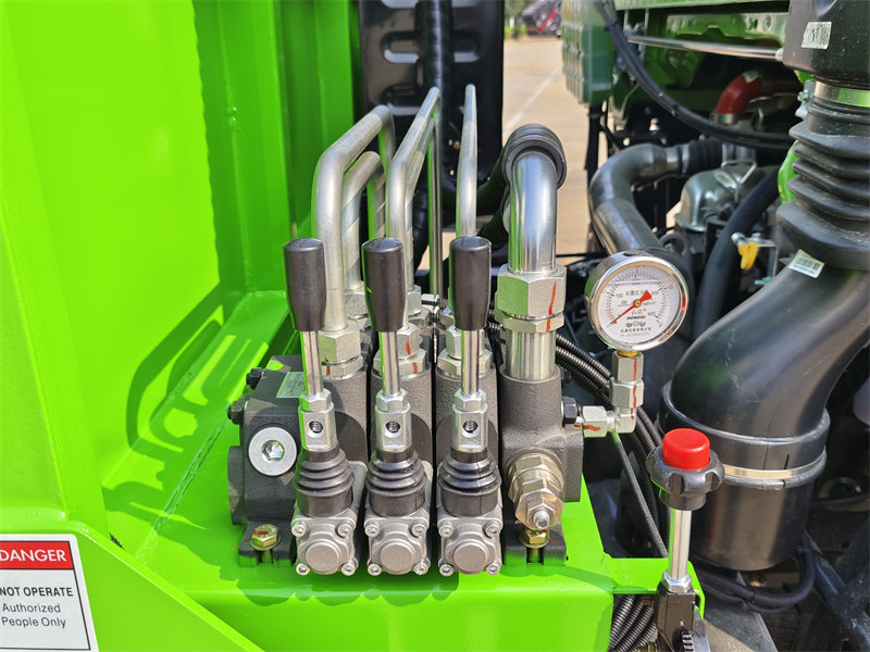 HOWO skip bin truck for sale HOWO skip bin truck for sale