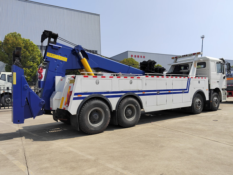 HOWO 12 wheeler heavy recovery truck HOWO 12 wheeler heavy recovery truck