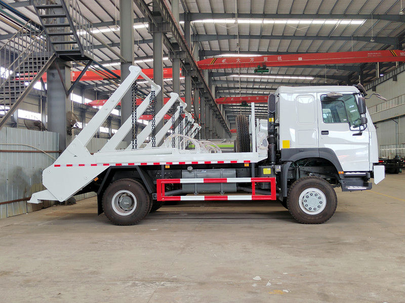 HOWO 4WD skip bin loader trucks
