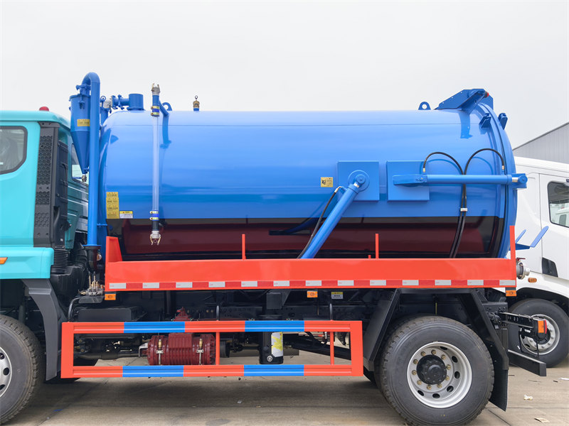 HOWO 10000L sewage tank truck