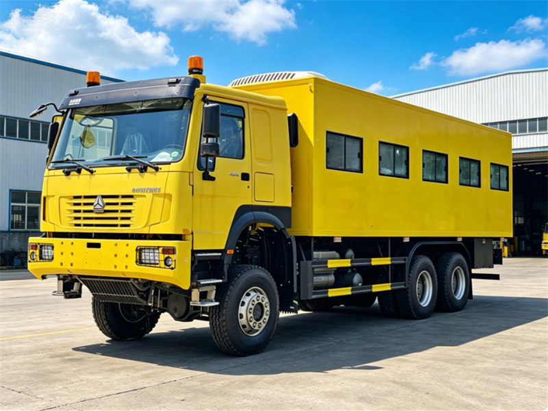 HOWO 6X6 Off Road Troop Carrier Truck